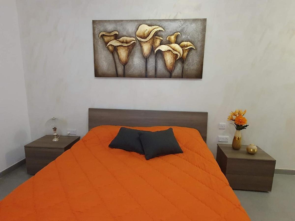 Sunset Holiday Apartment With Communal Pool + Views Ghajn Melel Экстерьер фото
