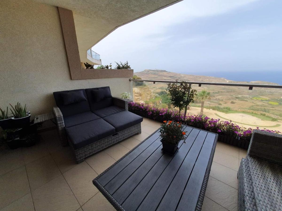 Sunset Holiday Apartment With Communal Pool + Views Ghajn Melel Экстерьер фото